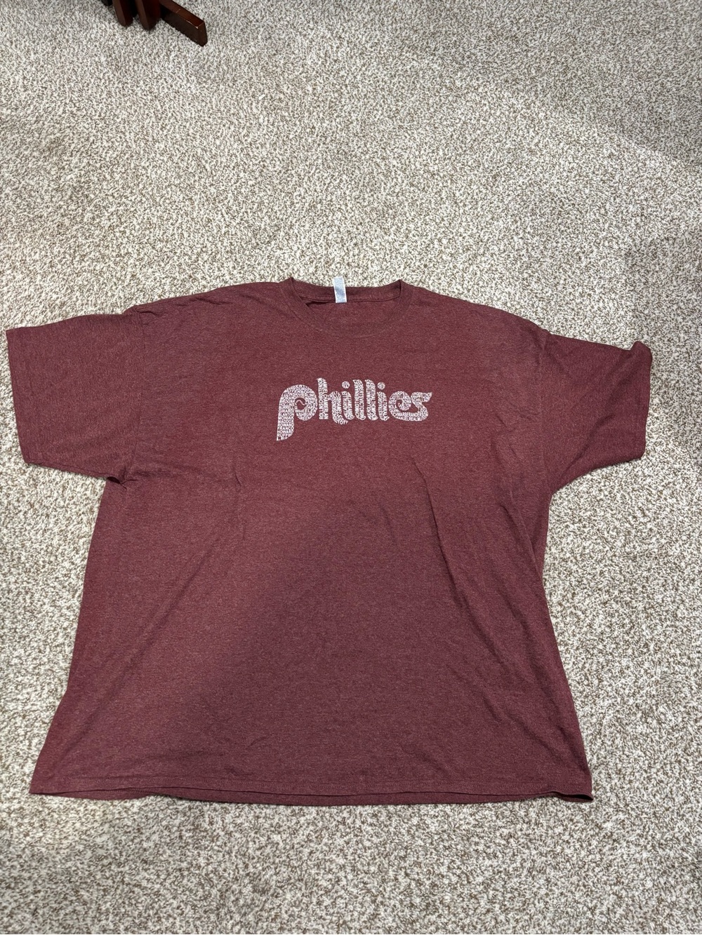 Men’s 3XL Philadelphia Phillies tee shirt